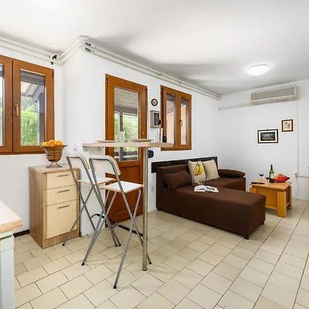 Apartment Lovely In *
